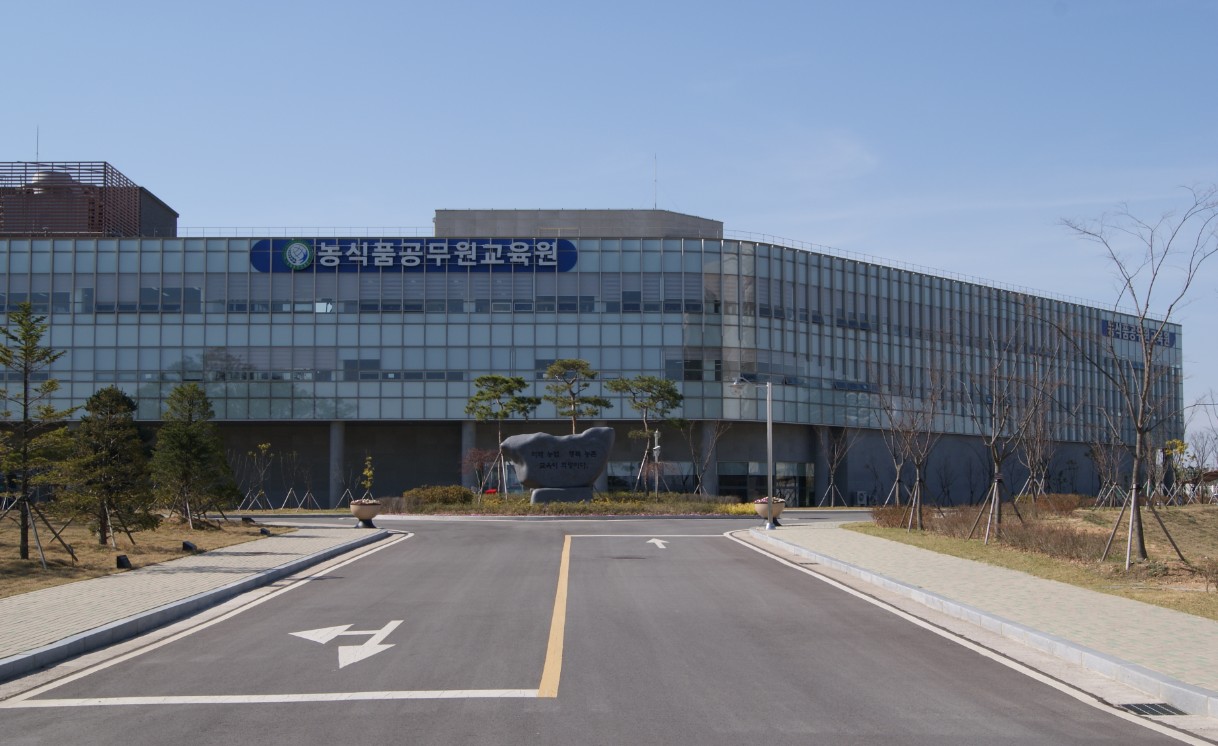 사용자 업로드 이미지