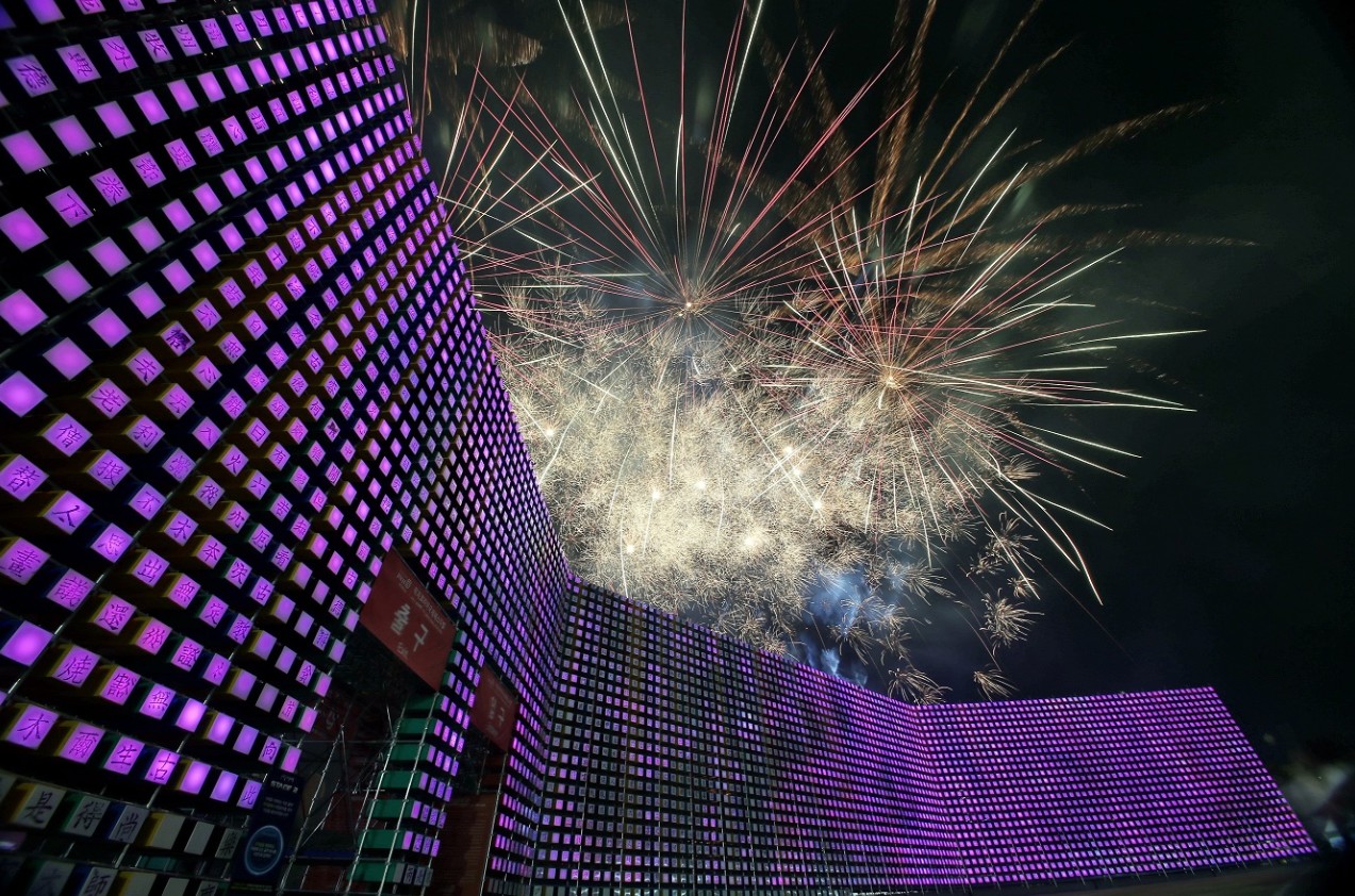 사용자 업로드 이미지