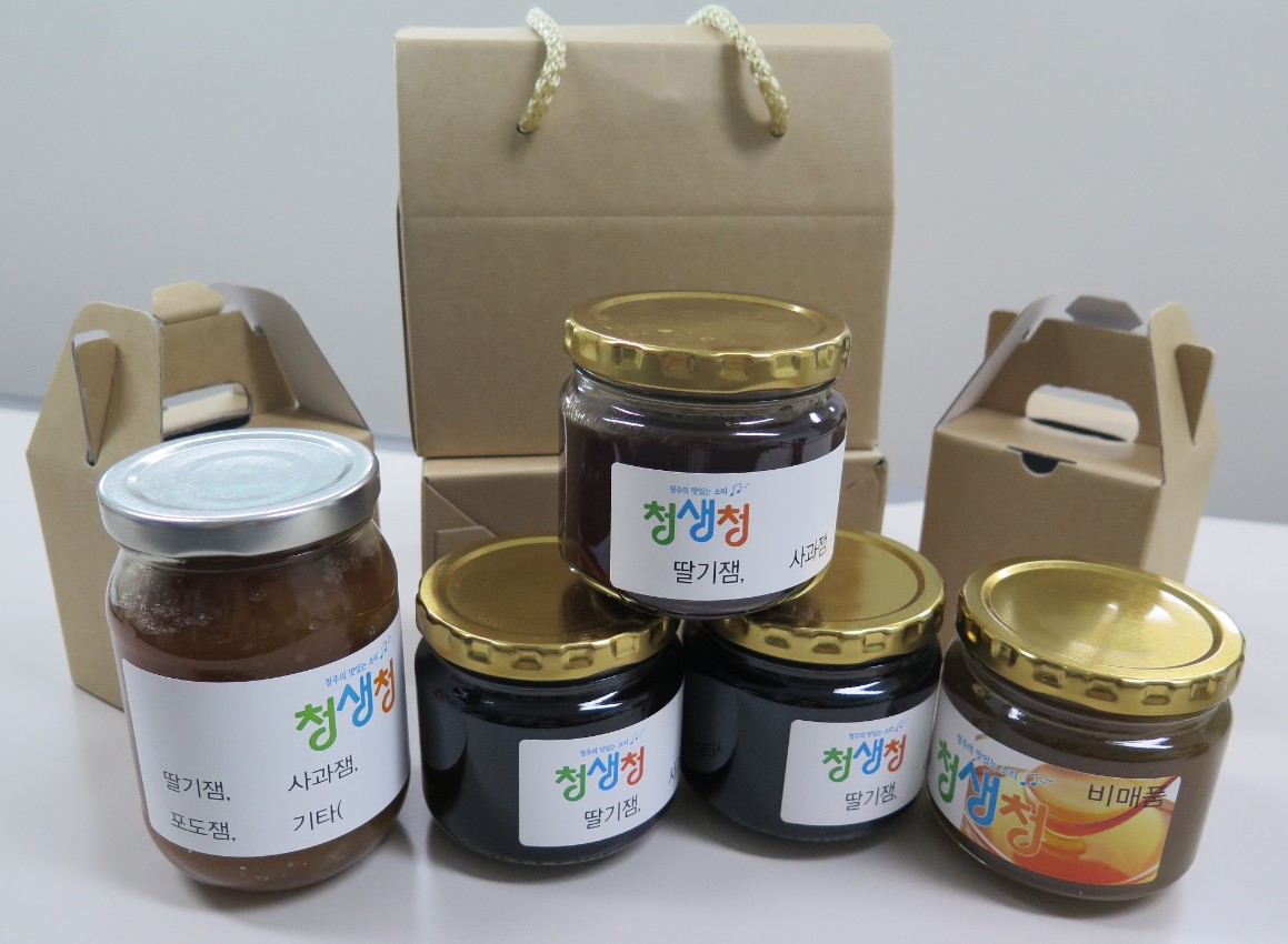 사용자 업로드 이미지