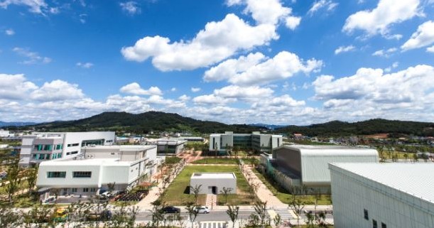 사용자 업로드 이미지