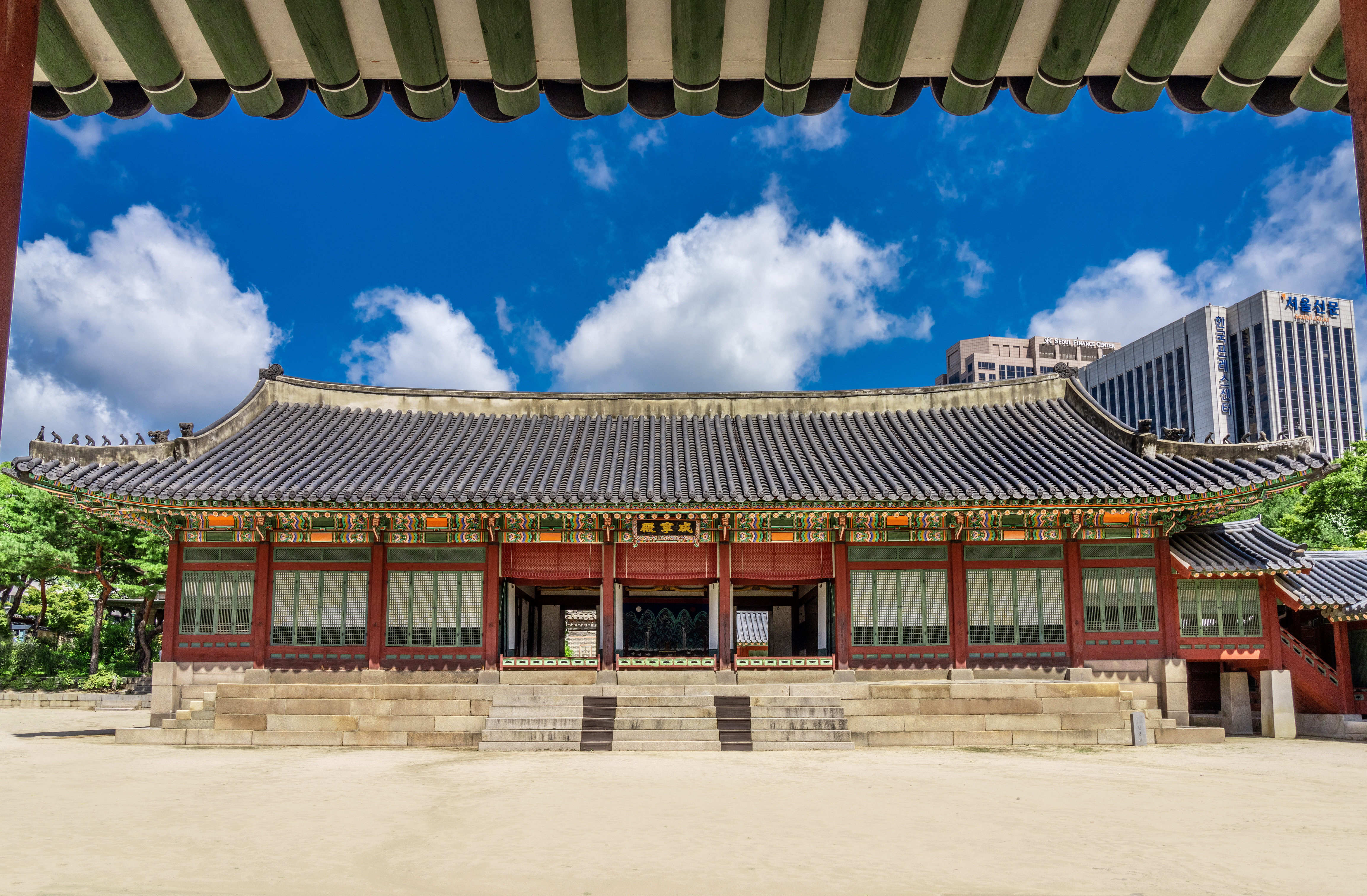 5. 덕수궁 함녕전